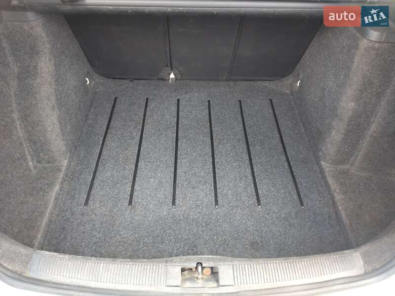 Універсал Skoda Fabia 2004 в Сарнах