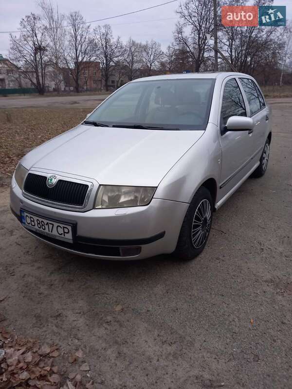 Хэтчбек Skoda Fabia 2000 в 