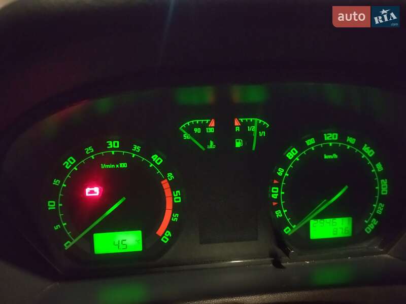 Універсал Skoda Fabia 2004 в Сарнах