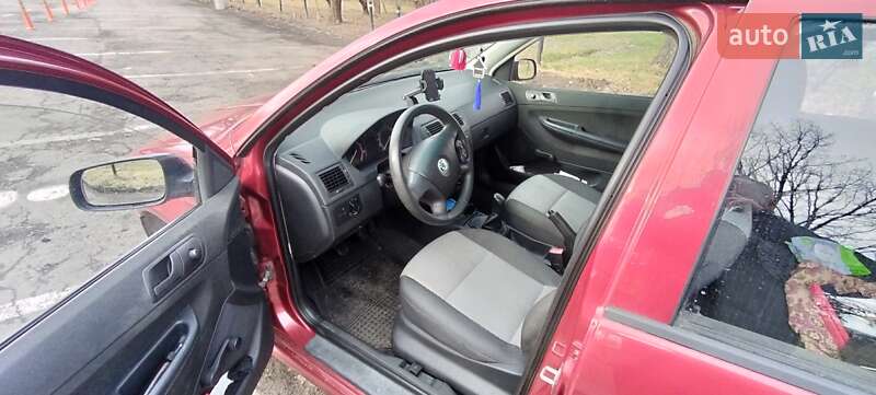 Хетчбек Skoda Fabia 2006 в Рівному
