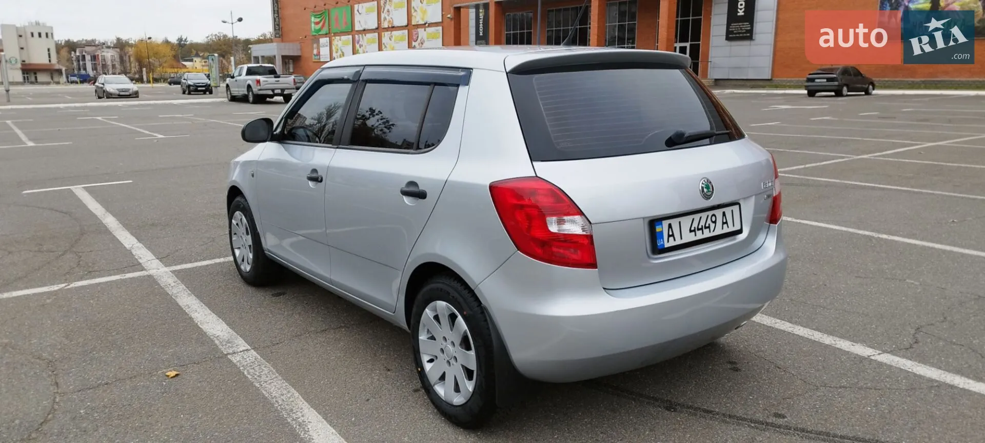 2013 Skoda Fabia - мініатюра 2