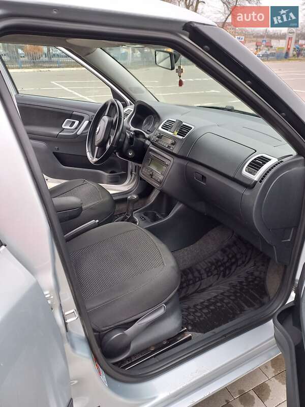 Хетчбек Skoda Fabia 2010 в Львові