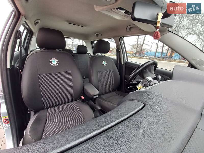 Хетчбек Skoda Fabia 2010 в Львові