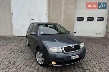 Хэтчбек Skoda Fabia 2006 в Луцке