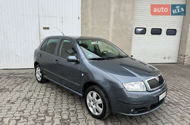 Хэтчбек Skoda Fabia 2006 в Луцке