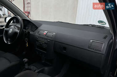 Хэтчбек Skoda Fabia 2006 в Луцке