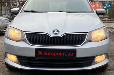 Хетчбек Skoda Fabia 2015 в Сумах