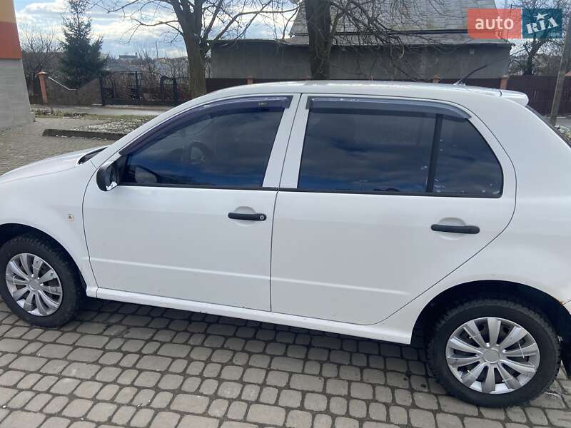 Хетчбек Skoda Fabia 2005 в Львові