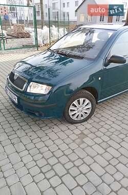 Хэтчбек Skoda Fabia 2005 в Самборе