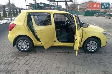 Хэтчбек Skoda Fabia 2008 в Запорожье