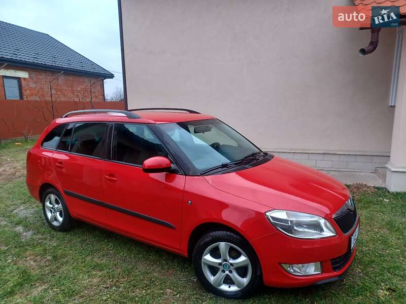 Універсал Skoda Fabia 2012 в Ужгороді