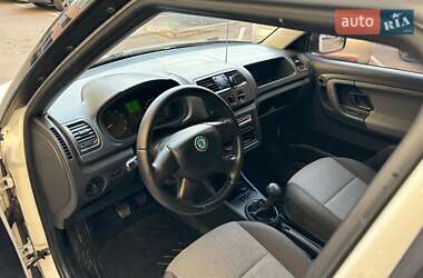 Хэтчбек Skoda Fabia 2012 в Киеве