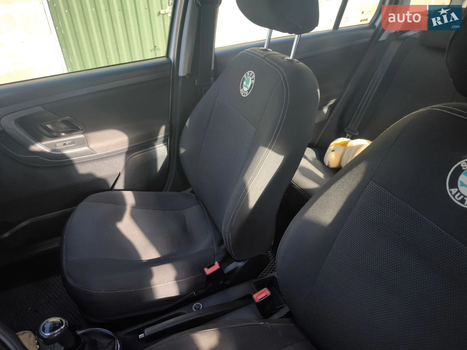 2011 Skoda Fabia - мініатюра 3