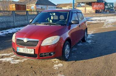 Хэтчбек Skoda Fabia 2008 в Киеве