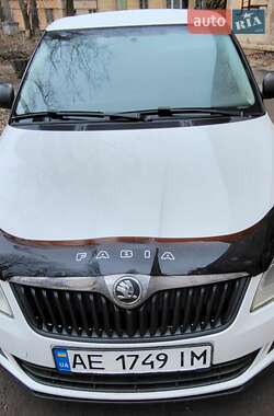 Хэтчбек Skoda Fabia 2013 в Кривом Роге