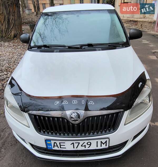 Хэтчбек Skoda Fabia 2013 в Кривом Роге