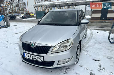 Хетчбек Skoda Fabia 2012 в Києві