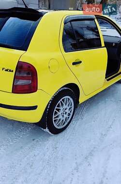 Хэтчбек Skoda Fabia 2001 в 