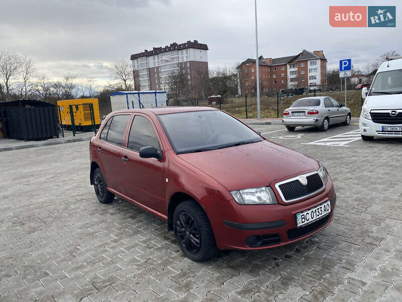 Хэтчбек Skoda Fabia 2006 в Стрые