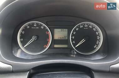 Хэтчбек Skoda Fabia 2008 в 