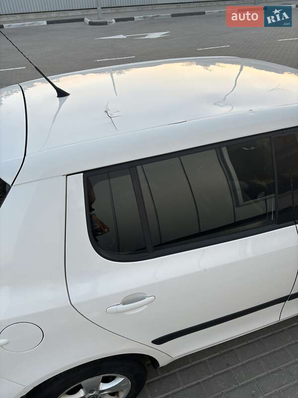 Хэтчбек Skoda Fabia 2008 в Киеве
