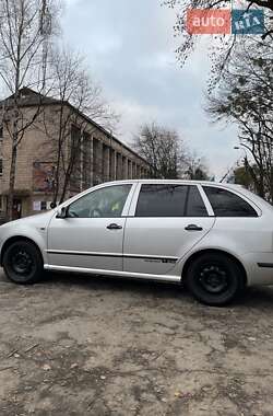 Универсал Skoda Fabia 2001 в  фото 11 Универсал Skoda Fabia 2001 в