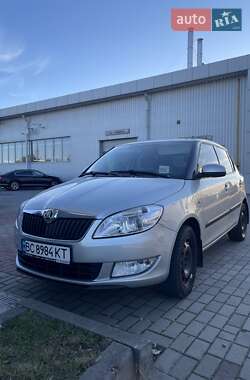 Хэтчбек Skoda Fabia 2012 в Пустомытах