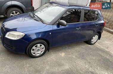 Хэтчбек Skoda Fabia 2008 в Киеве