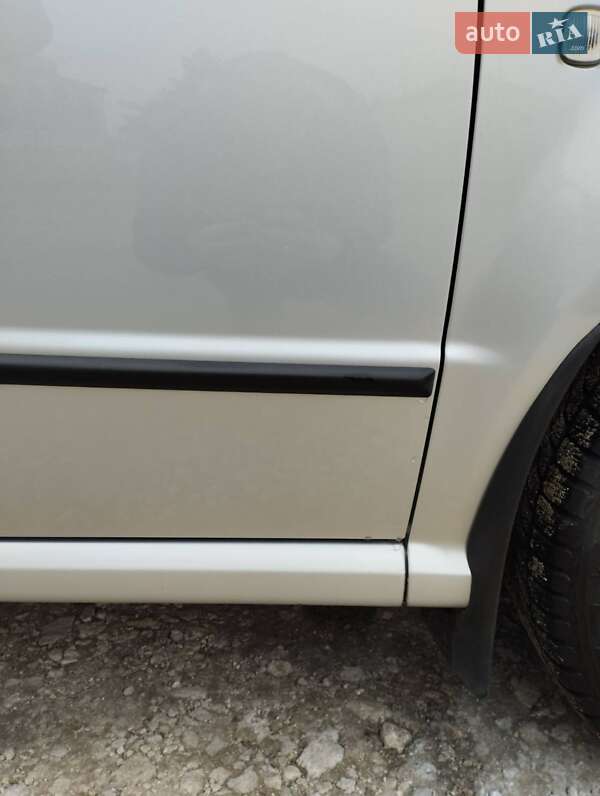 Універсал Skoda Fabia 2001 в Шаргороді