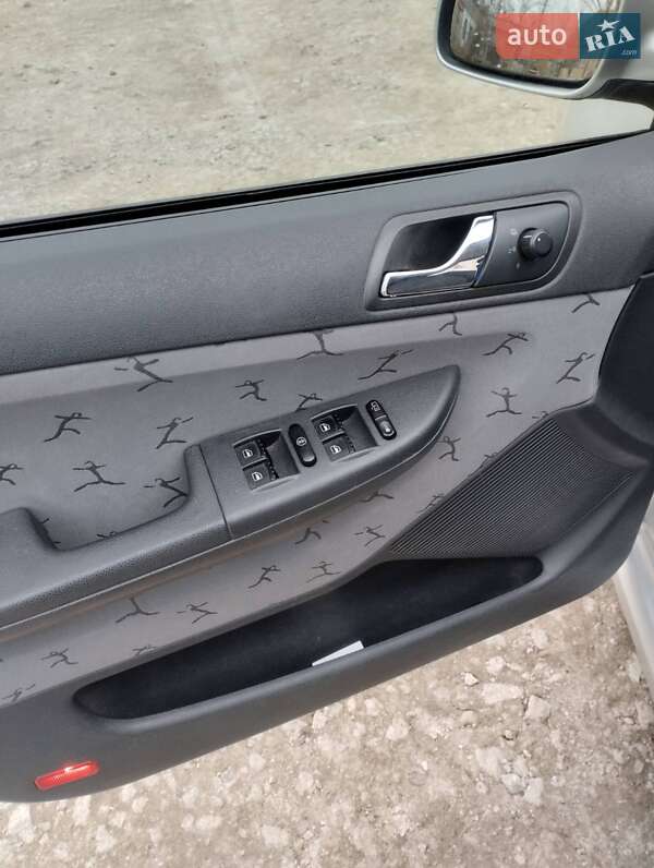 Універсал Skoda Fabia 2001 в Шаргороді