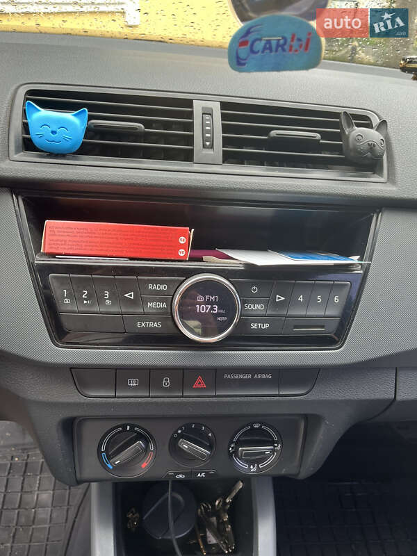 Хетчбек Skoda Fabia 2015 в Звенигородці