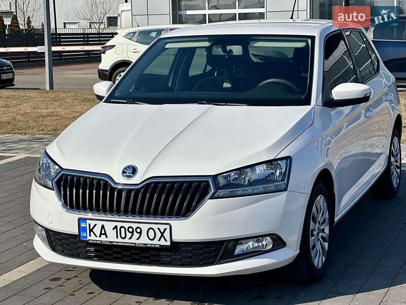 Хэтчбек Skoda Fabia 2019 в Мукачево