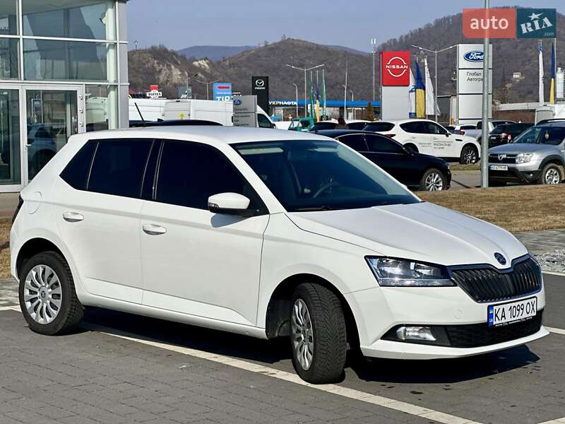 Хэтчбек Skoda Fabia 2019 в Мукачево