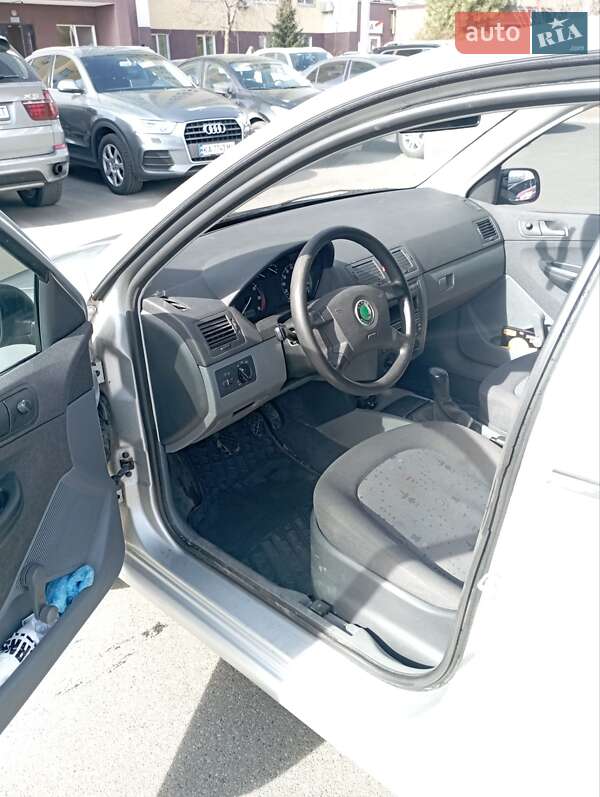Универсал Skoda Fabia 2001 в Киеве