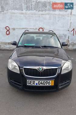 Универсал Skoda Fabia 2010 в Луцке