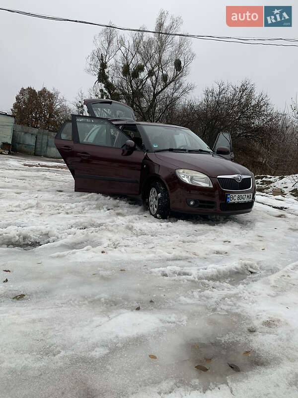 Универсал Skoda Fabia 2009 в Львове