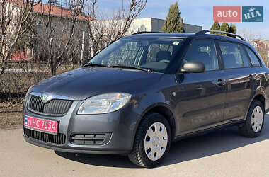 Универсал Skoda Fabia 2010 в Корсуне-Шевченковском