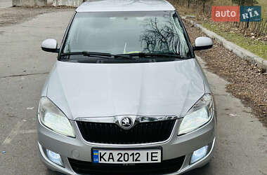 Хэтчбек Skoda Fabia 2014 в Киеве