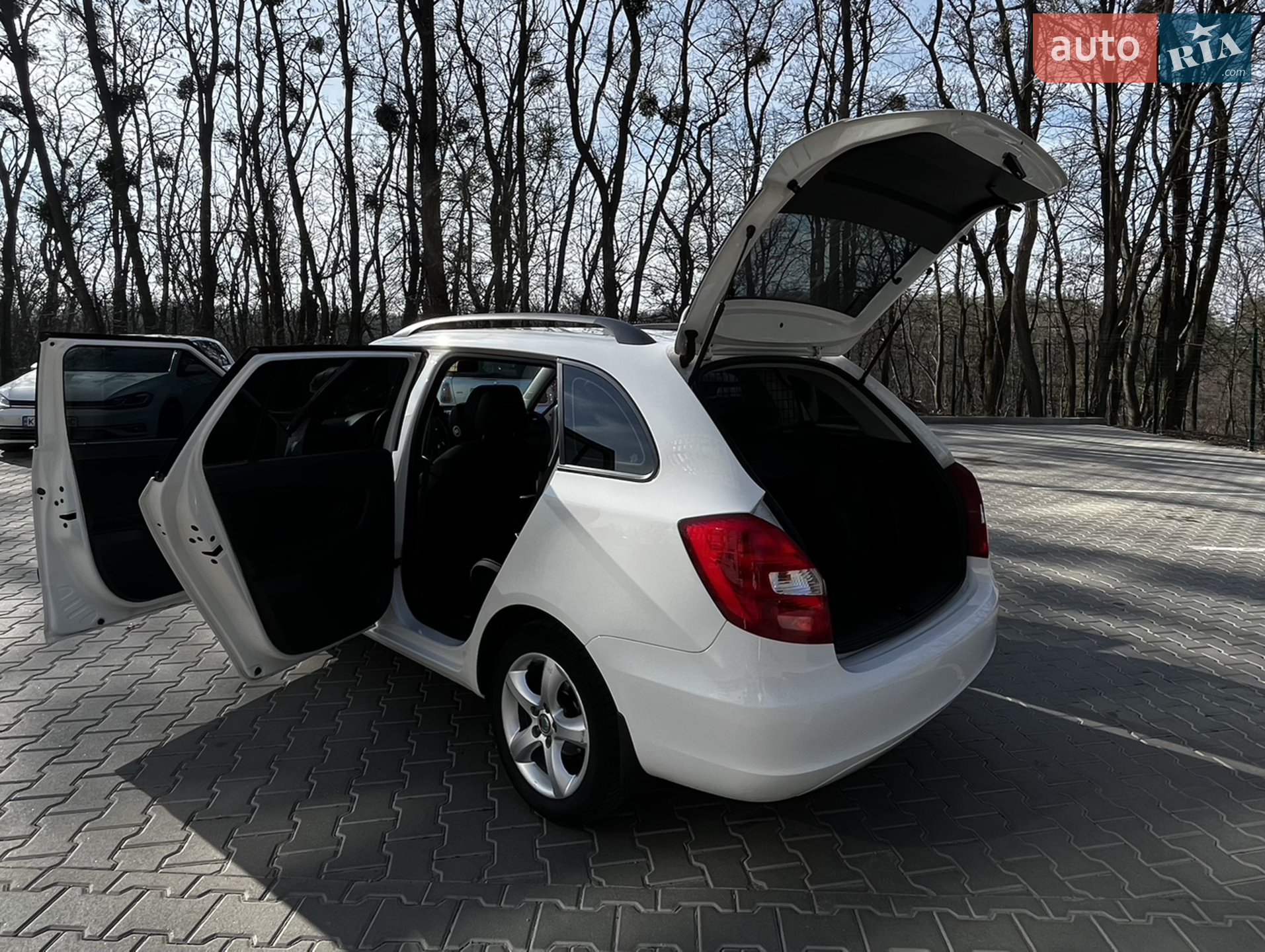 2012 Skoda Fabia - мініатюра 9