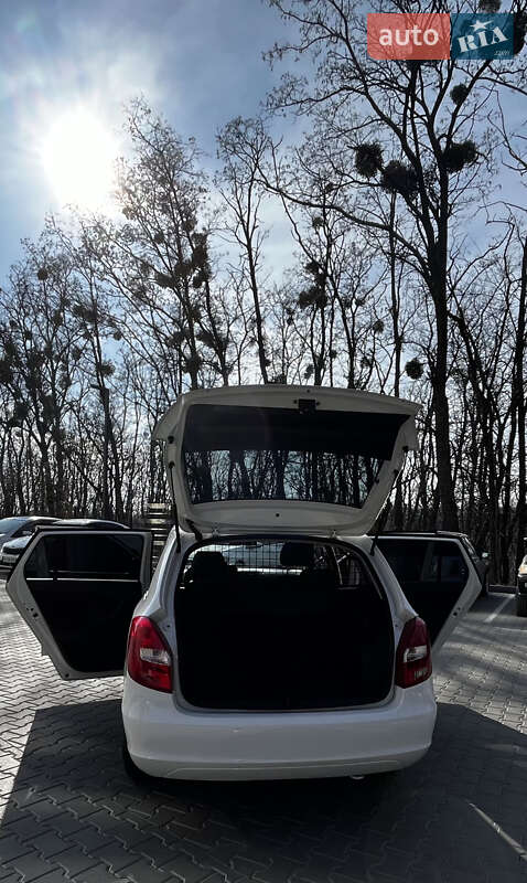 Универсал Skoda Fabia 2012 в Обухове