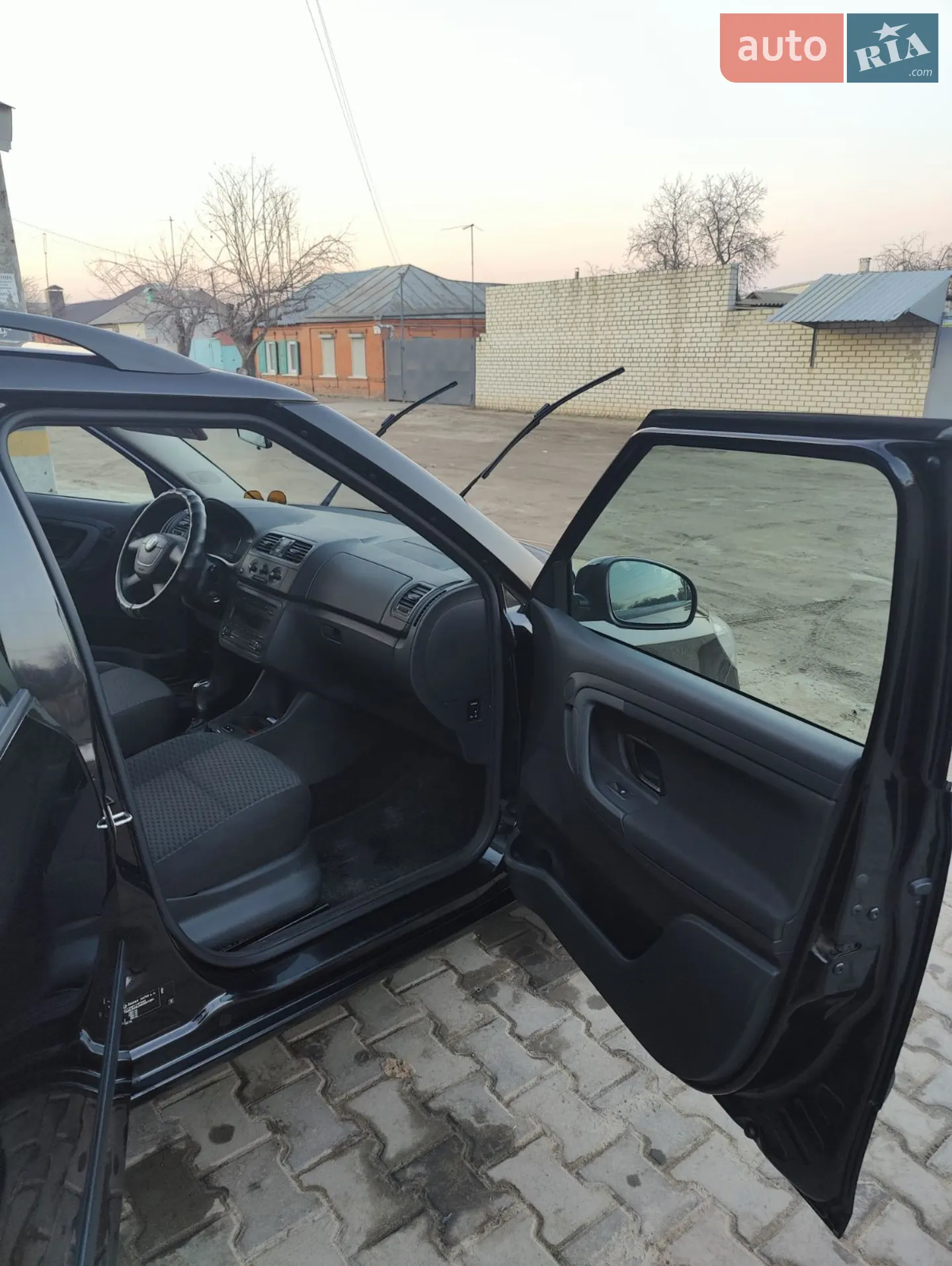 2010 Skoda Fabia - мініатюра 11