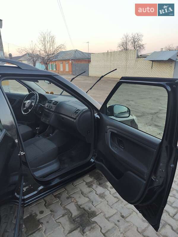Универсал Skoda Fabia 2010 в Харькове