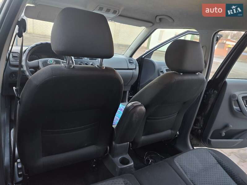 Универсал Skoda Fabia 2010 в Харькове