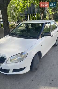 Хетчбек Skoda Fabia 2013 в Ужгороді