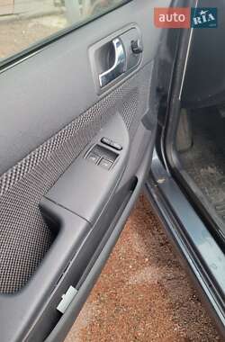 Хэтчбек Skoda Fabia 2005 в 