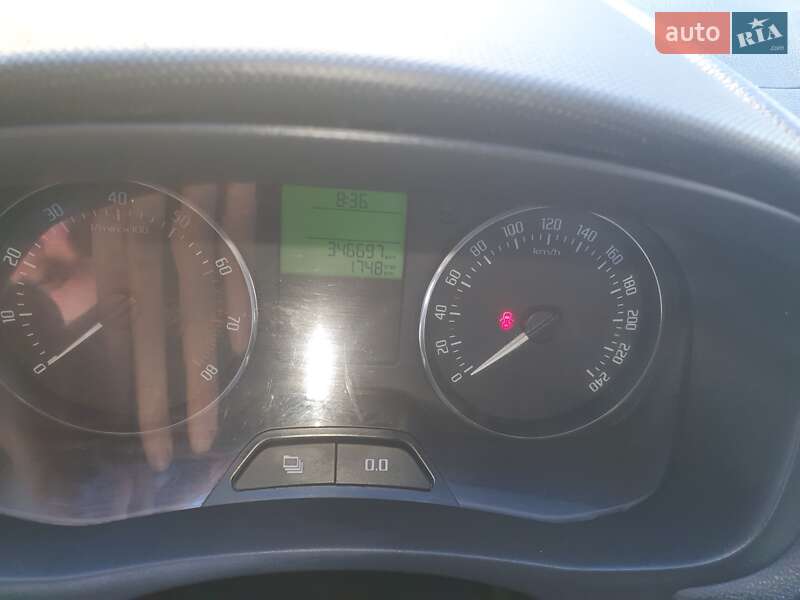 Хэтчбек Skoda Fabia 2012 в Киеве