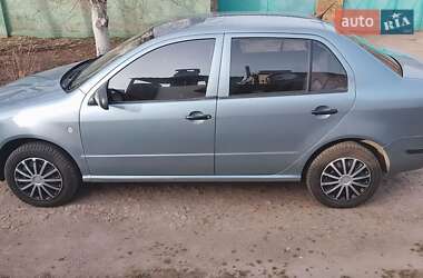 Седан Skoda Fabia 2004 в Херсоні