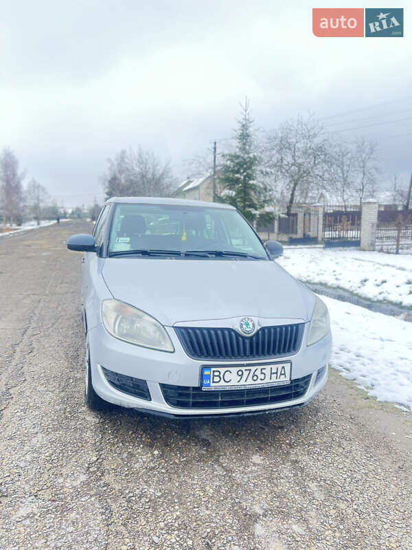 Универсал Skoda Fabia 2010 в 