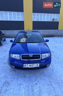 Хэтчбек Skoda Fabia 2002 в Бахмаче