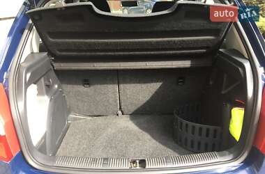 Хэтчбек Skoda Fabia 2014 в 